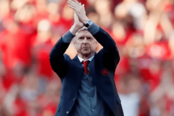 溫格去哪里執教了？